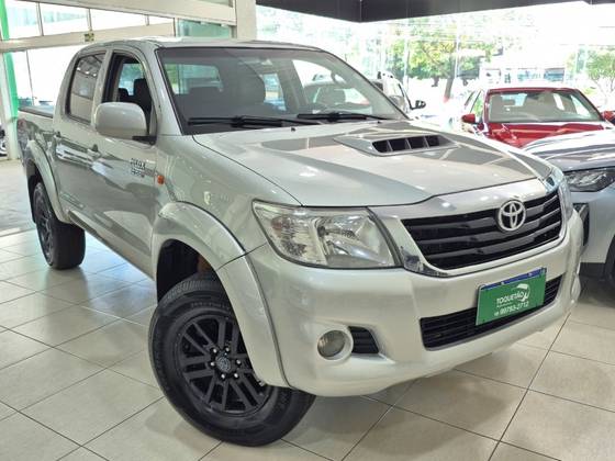 TOYOTA HILUX 3.0 STD 4X4 CD 16V TURBO INTERCOOLER DIESEL 4P MANUAL